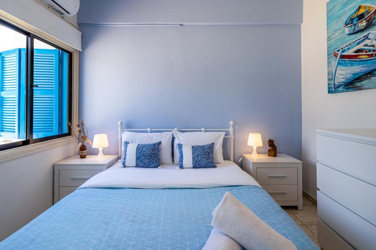 Sea Breeze 1-Br Apt In 皮拉 外观 照片